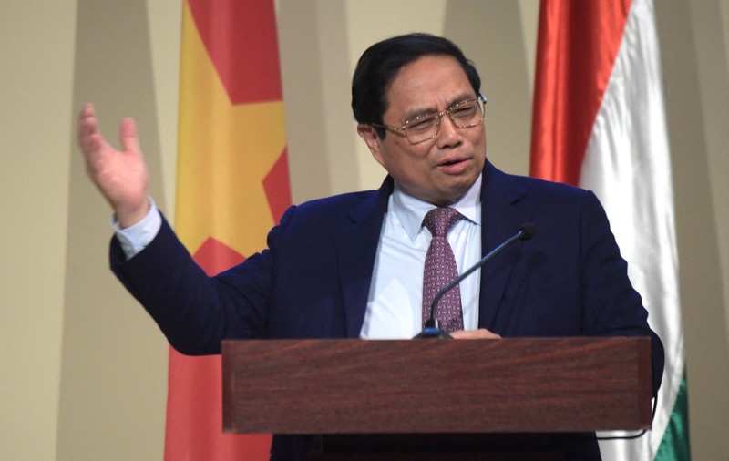 Premierul Vietnamului a absolvit Facultatea de Construcții pe vremea lui Ceaușescu. Va fi primit de Ciolacu și Iohannis la București