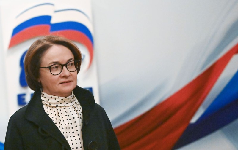 Elvira Nabiullina se luptă să evite stagflația în Rusia și riscul de faliment în masă. Cel mai bun tehnocrat al Kremlinului, la testul suprem