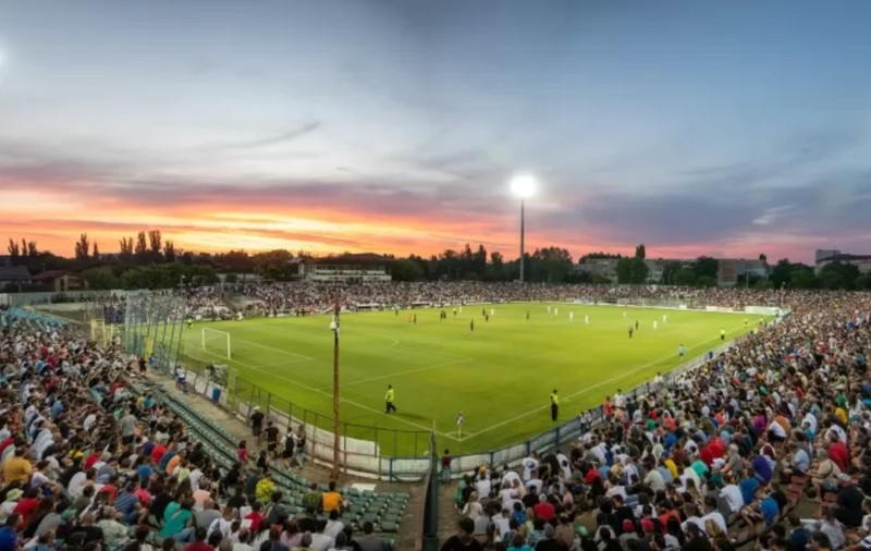 Stadionul Oțelul se vinde cu 3.500.000 de euro. Cum vrea Primăria Galați să preia arena