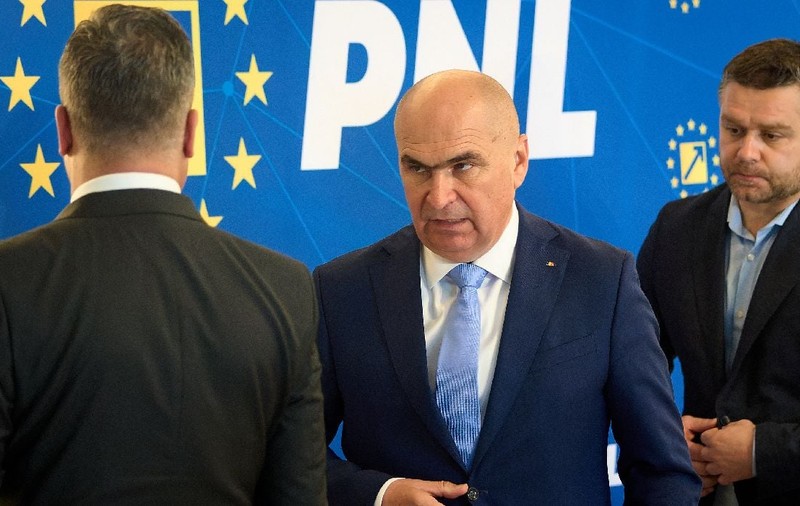 Zi decisivă pentru criza politică: PNL decide la ora 17.00 dacă îl susține pe Adrian Veștea, premierul desemnat de Nicușor Dan