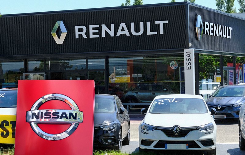 Renault a dat în judecată un client din România, după ce îl despăgubise pentru că i-a vândut o mașină cu motor prost