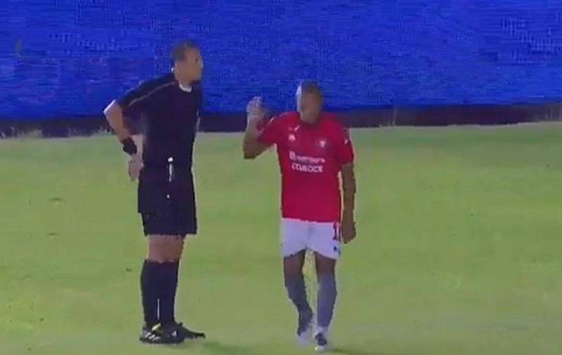 VIDEO | Rasism în Bolivia. Un fotbalist a plecat de pe teren în timpul jocului, fără să fi fost eliminat