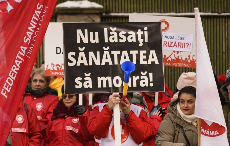 Grevă generală pregătită în sănătate de sindicaliștii Sanitas, din cauza tăierii fondului de salarii cu 10%