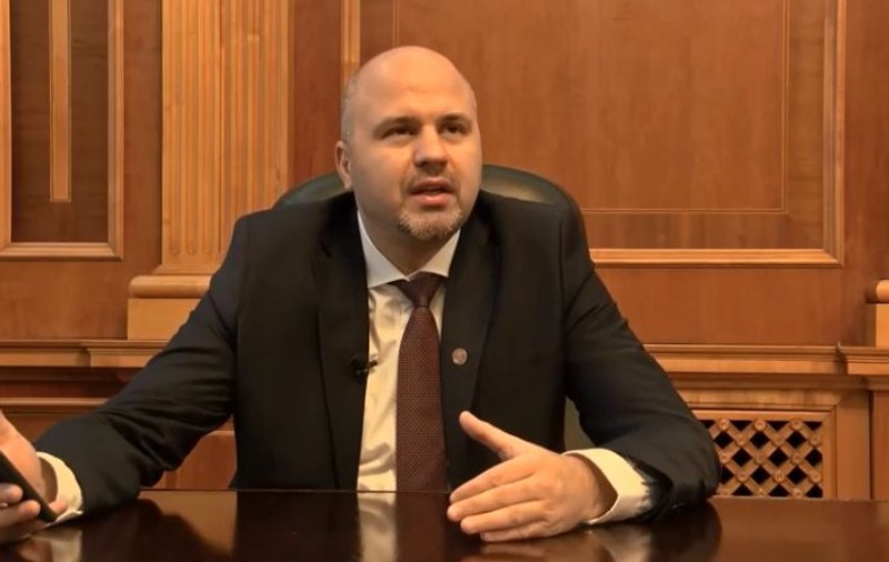 Emanuel Ungureanu, despre traficul de organe: Suspiciuni de implicare a MApN, MAE, SIE, SRI şi Aeroportul Cluj