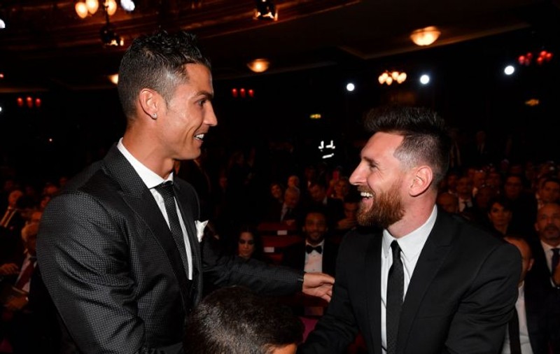 Messi și Ronaldo, printre nominalizații la Balonul de Aur