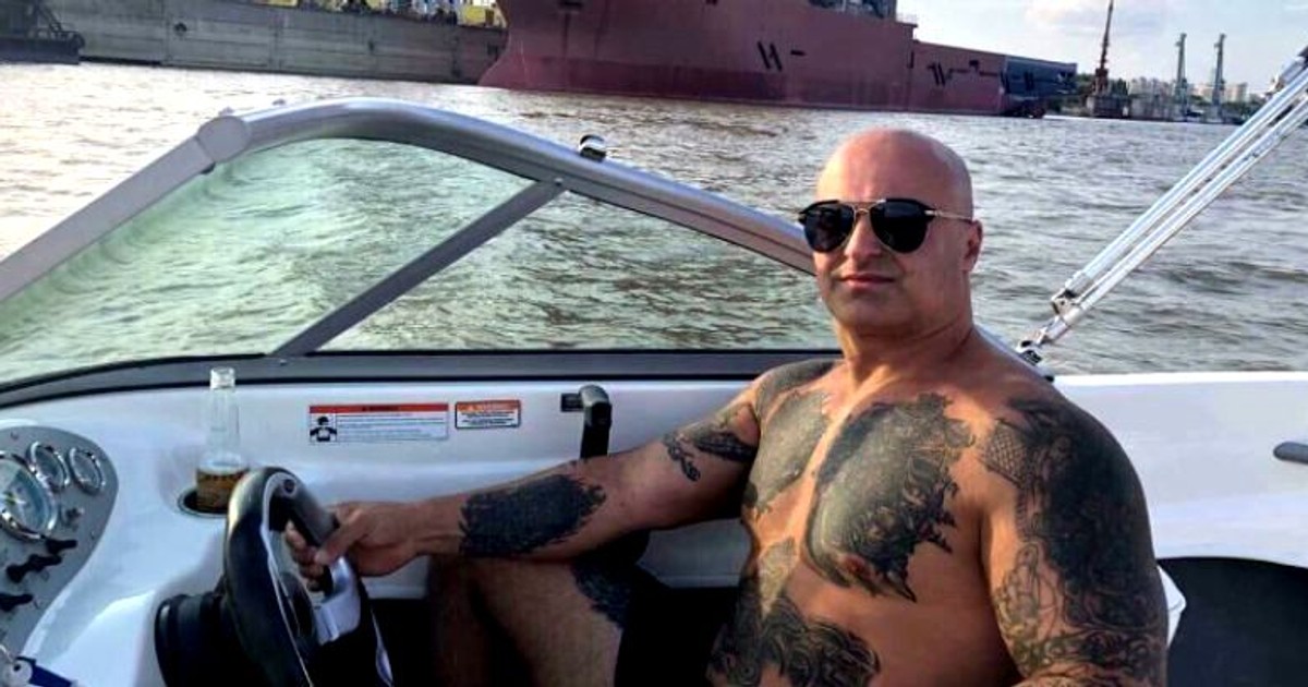 Interlopul Dasaev, trimis în judecată în cazul înjunghierii a doi baschetbaliști americani într-un club din Brăila. Sportivii, atacați fără motiv de Dasaev - rechizitoriu