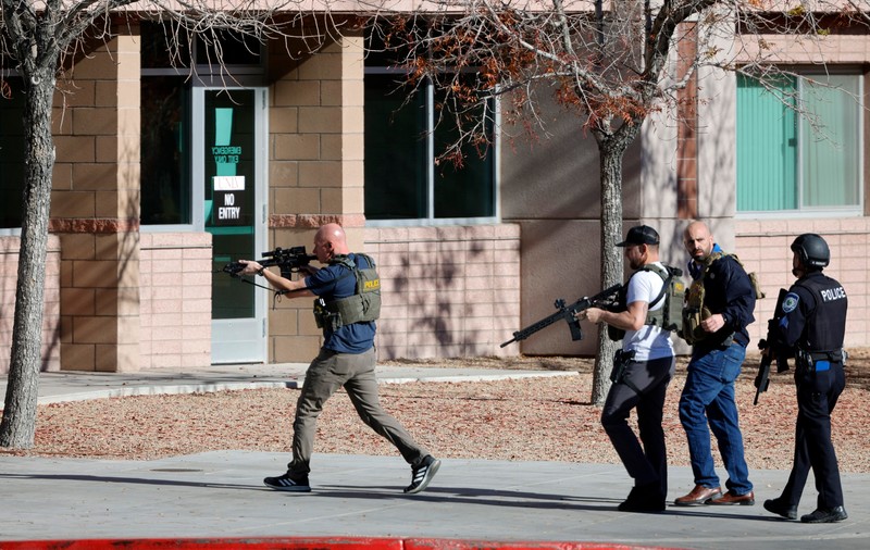 Atac armat la Universitatea Nevada din Las Vegas. Cel puțin trei persoane au murit, iar atacatorul a fost împușcat de polițiști