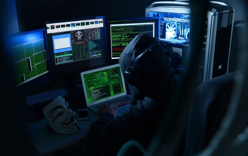 Recompensă de 2,5 milioane de dolari oferită de SUA pentru prinderea unui hacker belarus