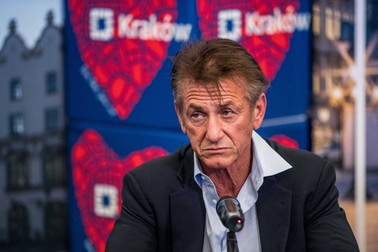 Sean Penn este fondatorul ONG-ului CORE (Community Organized Relief Effort) | Foto: Hepta