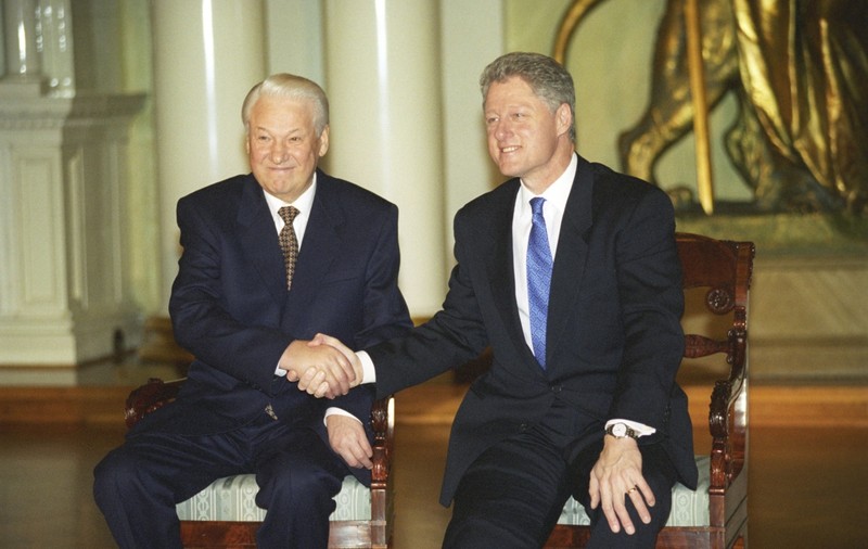 Rusia era pe punctul să devină membră NATO în 1994, dar Germania a spus „nu”. Documentele dezvăluie originea conflictului Moscova-Occident