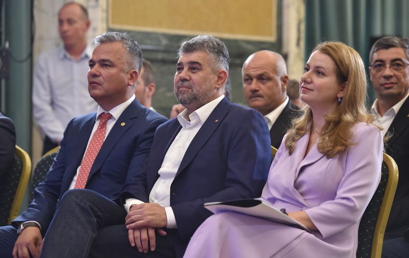 Priorități bugetare: ce spune despre noi faptul că dăm mai mulți bani la Armată decât la Educație?