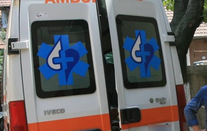Un agent al unei firmei de transport valori s-a împuşcat în cap, în sediul societăţii