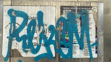 Investiția de 400.000 de euro a ajuns panou de afișaj și suport pentru amatorii de graffiti