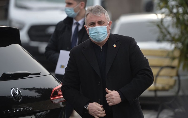 Ministrul Bode, după ce nouă polițiști au fost reținuți pentru tortură: „Nu fac cinste uniformei”
