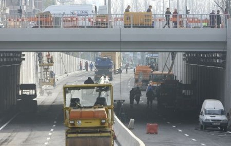 Pasajul Băneasa, aceeaşi Mărie, cu altă pălărie?