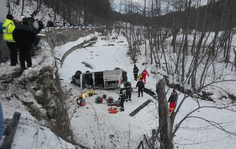 Grav accident pe DN1. Două persoane au decedat FOTO