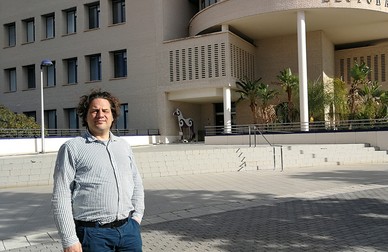 Profesorul Kim Schulte