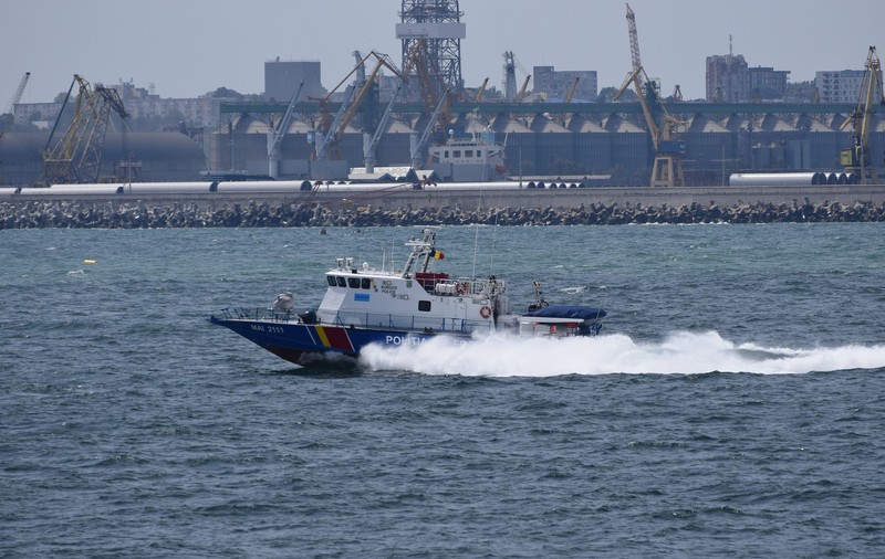 Forțele Navale nu au găsit mine marine în derivă, după verificările pe litoral: „Misiunile de monitorizare vor continua”