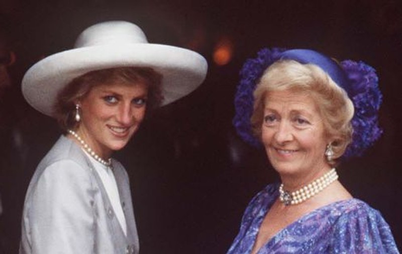 Prințesa Diana a fost jignită de mama ei în ultima lor convorbire telefonică. Ce i-a spus Frances Shand Kydd fiicei sale