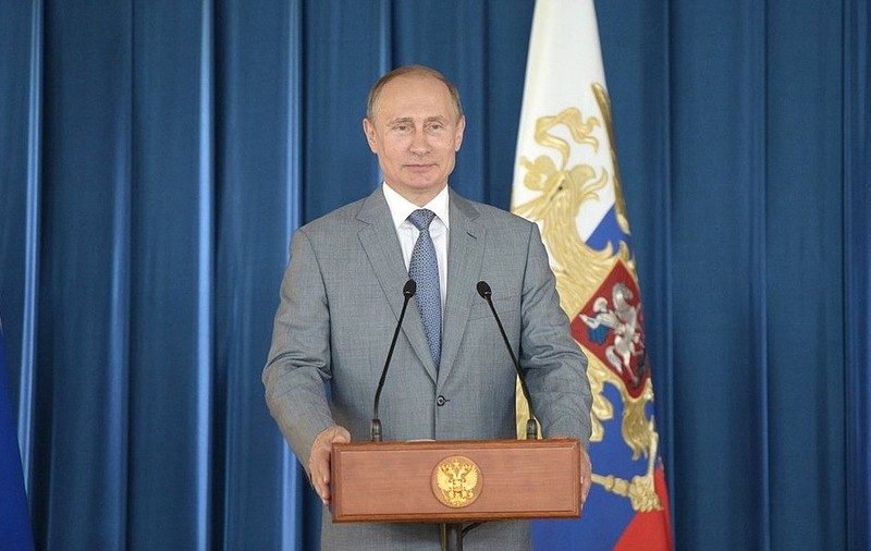 În Rusia, instituţiile media din alte ţări sunt considerate "agenţi străini". Vladimir Putin a promulgat deja legea