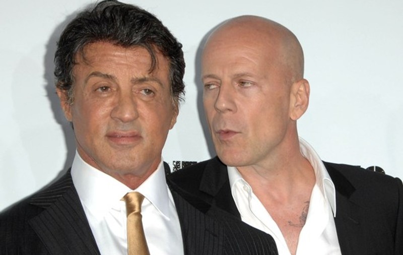 Nu mai sunt ce-au fost! După o trântă într-un restaurant cu Bruce Willis, Sylvester Stallone a fost operat la umăr