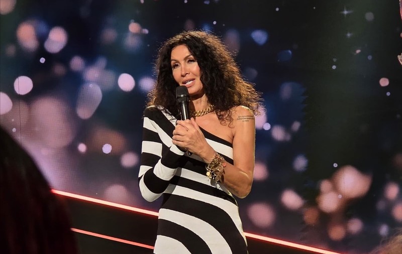 Cât costă rochia alb-negru purtată de Mihaela Rădulescu la Pro TV. Va reveni pe micul ecran pentru un program special