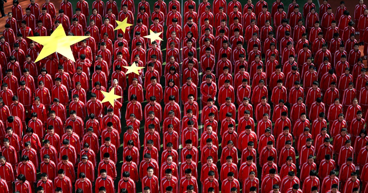 China a spart serverele IBM și HP pentru a fura secrete industriale de la clienții acestora. Steag al Chinei