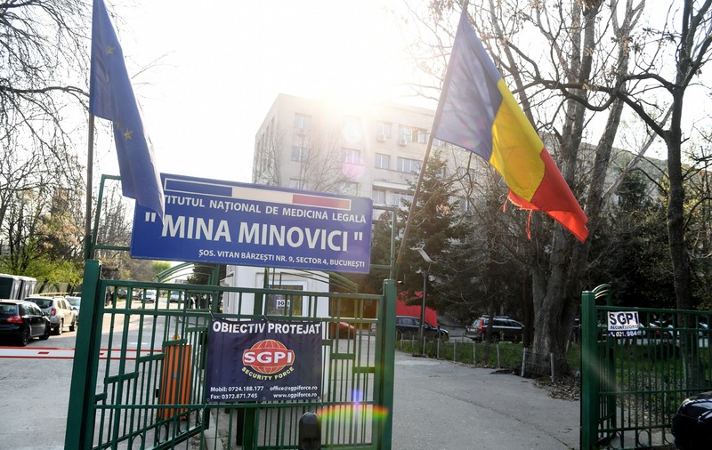 DNA a deschis dosar penal și cere documente de la INML, după ce Libertatea a scris că institutul a luat ață pentru cadavre de la o firmă de aer condiționat