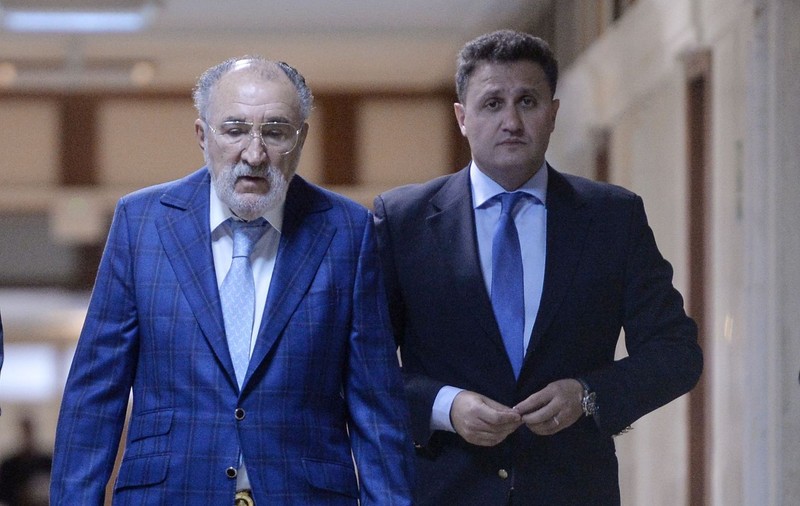 Cu FRT la DNA. Un elector acuză conducerea din tenis că a primit bani din fondul de rezervă al guvernului