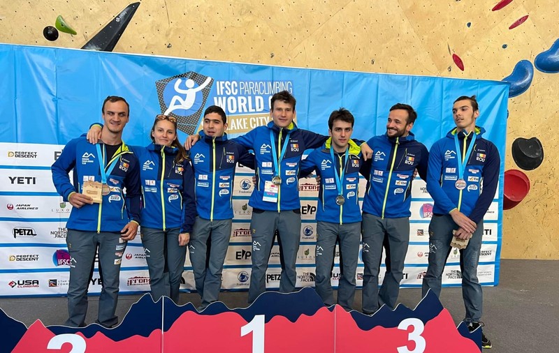 Patru tineri cu deficiențe de vedere s-au întors cu aur, argint și bronz de la Cupa Mondială de Paraclimbing din SUA