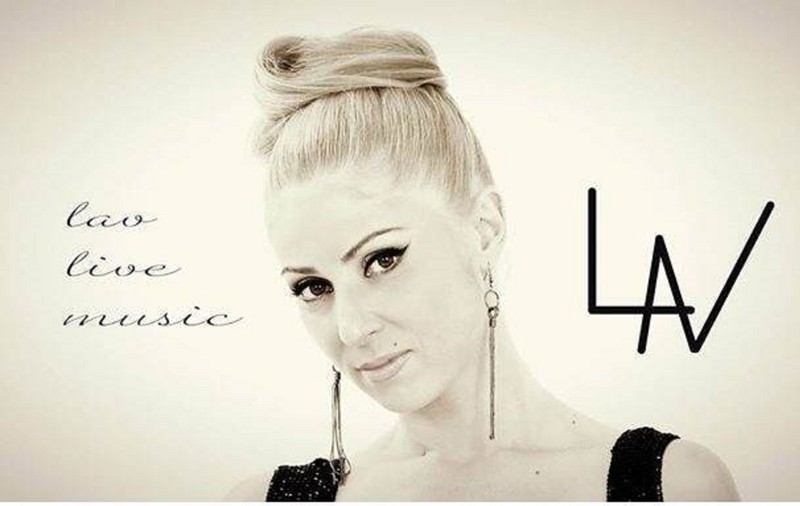 De la televiziune a trecut la muzica! LAV lanseaza videoclipul piesei "Black Coffee". 