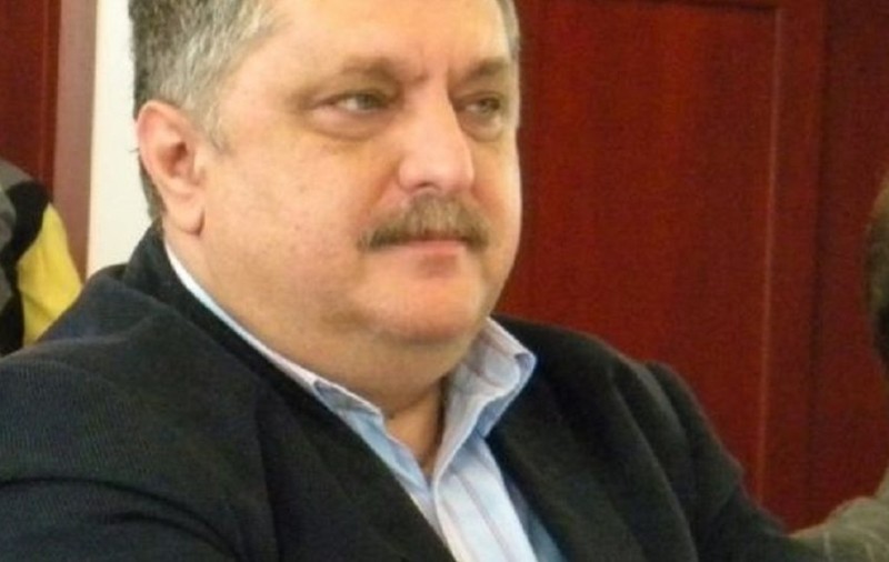 Ce salariu avea șeful din Apele Române reținut de DNA. Câștiga banii de mită într-o lună și ceva