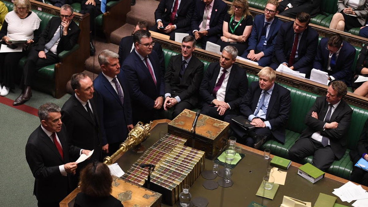 Guvernul britanic va convoca, luni, un nou vot în Camera Comunelor cu privire la alegeri anticipate (EPA)