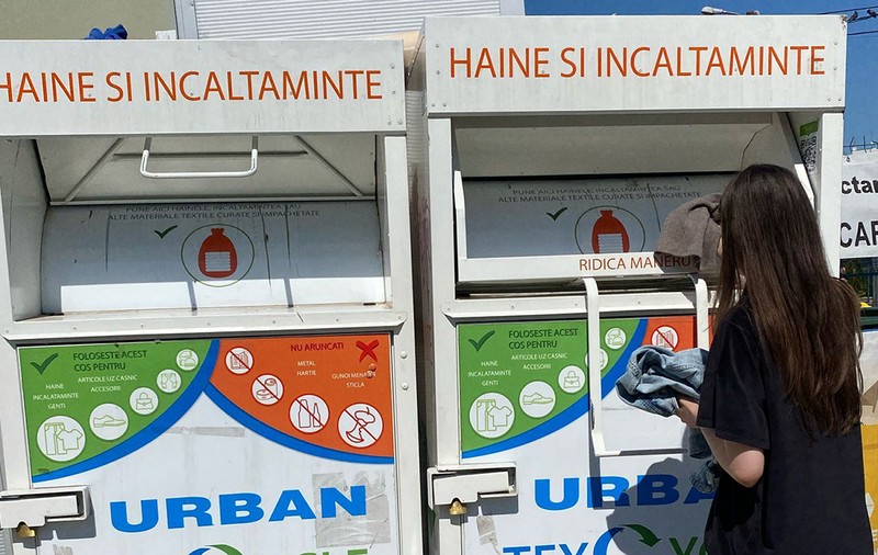 De ce aleg mulți tineri să-și recicleze hainele: „Este o formă de responsabilitate. Reduc risipa și ofer hainelor o a doua viață” 