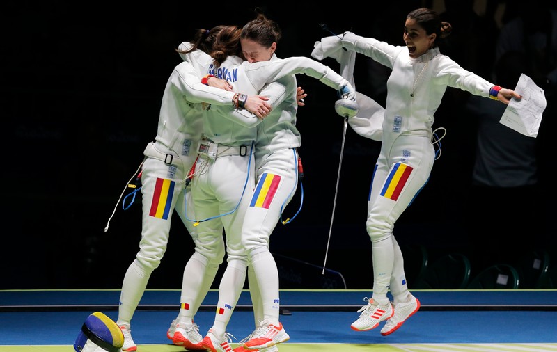 Jocurile Olimpice. Fetele de aur de la scrimă, felicitate de Cătălina Ponor: ”Bravo, fetelor! Ați spart gheața!”