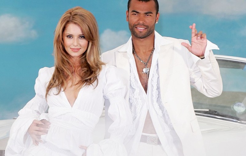 Ashley Cole, beat la volan