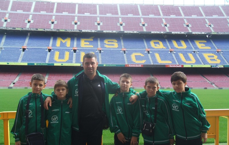 Micuţii ăştia au făcut senzaţie pe ”Camp Nou” din Barcelona! Vezi din ce echipă sunt!