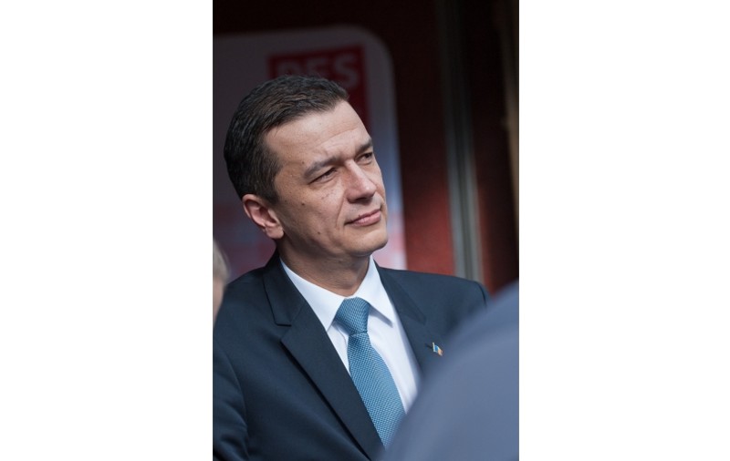 Premierul Landului Saxonia îl felicită pe Grindeanu pentru decizia de a nu demisiona din funcţie; Ce i-a răspuns premierul