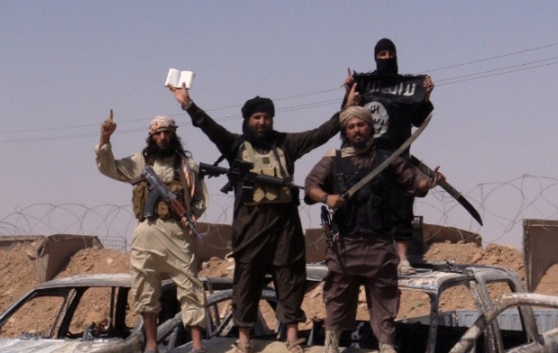 Măcel în Libia! 100 de oameni au fost ucişi de Statul Islamic