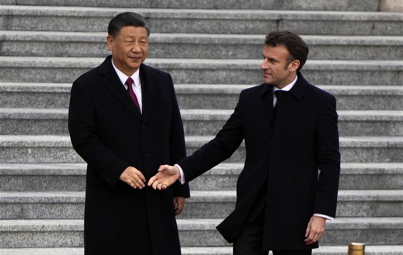 Macron și Xi Jinping, declarație comună: vor „pace în Ucraina” și „se opun atacurilor armate asupra centralelor nucleare”