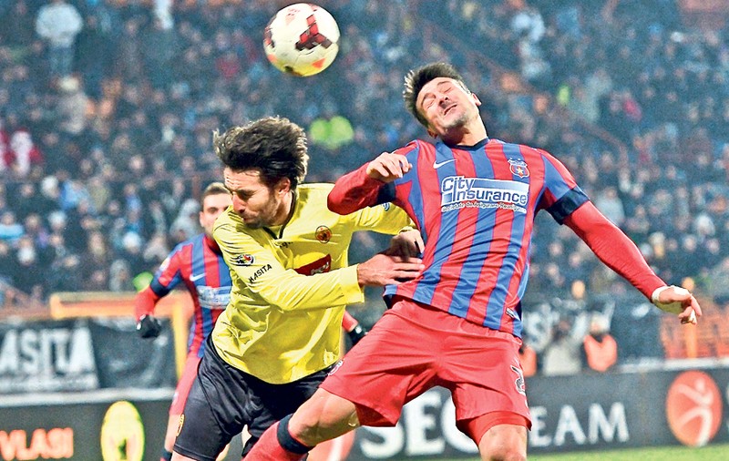 Steaua cu proptele! La Piatra-Neamţ, campioana a mai bifat un meci cu arbitraj favorabil