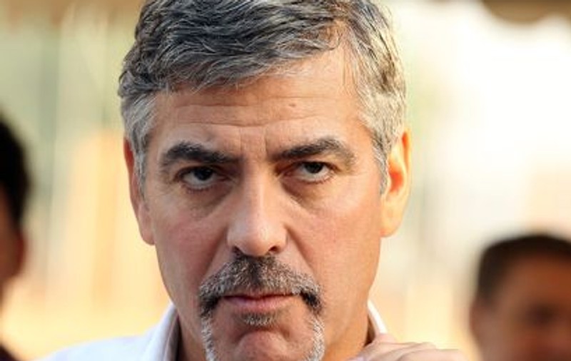 George Clooney a făcut o toxiinfecţie alimentară