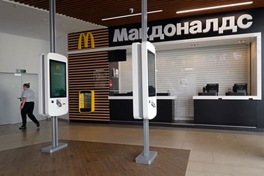 McDonald’s s-a retras de tot din Rusia. FOTO: EPA