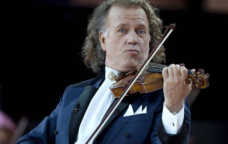 Andre Rieu vine la București să facă donații pentru victimele din Colectiv
