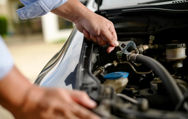 Cât câștigi dacă lucrezi într-un service auto. Salariile ajung la 7.000 de lei pe lună pentru meserii de înaltă specializare