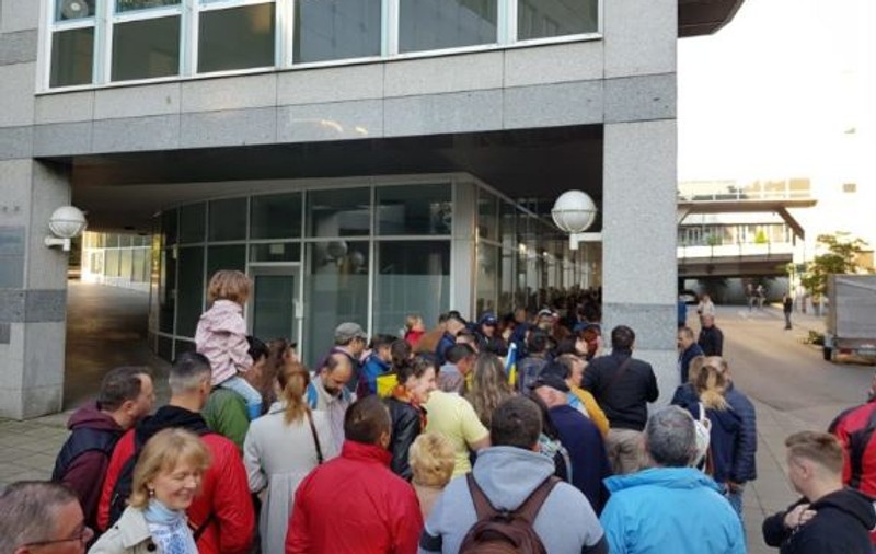 MAE a transmis prima listă cu propuneri pentru secțiile de votare din diaspora. Unde se va putea vota la prezidențiale