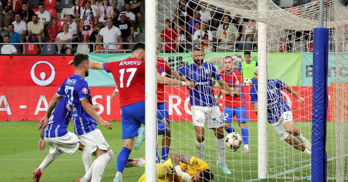 Imagine din meciul FCSB-Farul. Foto: Ionuț Iordache / GSP
