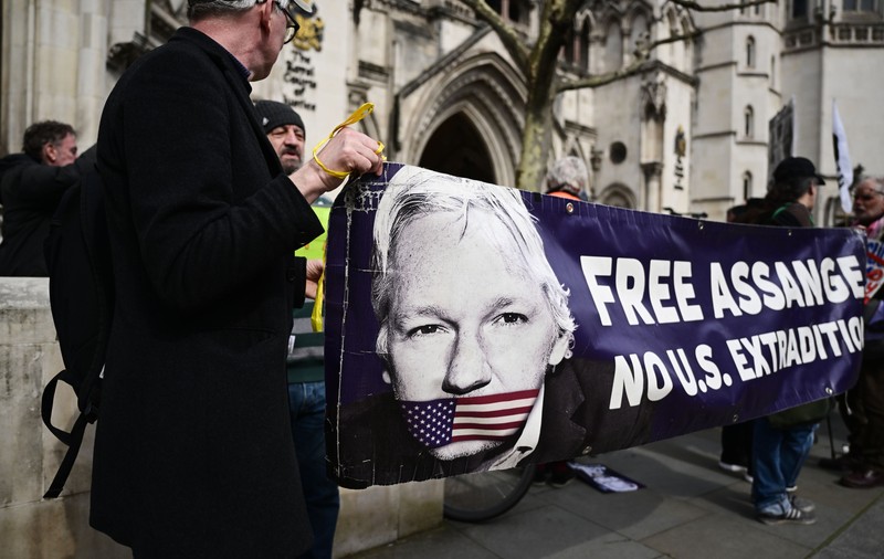 Julian Assange, fondatorul WikiLeaks, are permisiunea să facă apel împotriva extrădării în SUA
