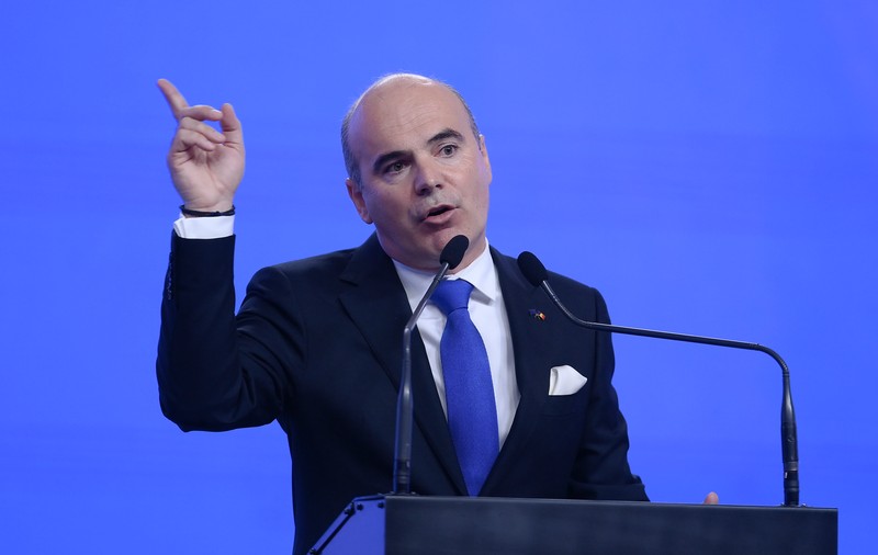 Rareş Bogdan, după ce a fost făcut mitocan de Marcel Ciolacu: PSD nu s-a schimbat și nici nu se va schimba, are în ADN ura față de societatea civilă