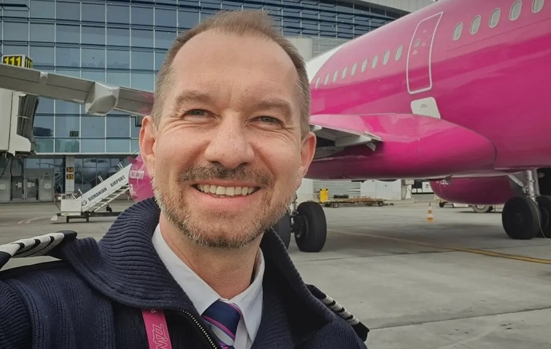 Mihai Sturzu e comandant de aeronavă la mai bine de 10 ani de la destrămarea trupei Hi-Q: „Sunt mândru”. De ce a renunțat la muzică